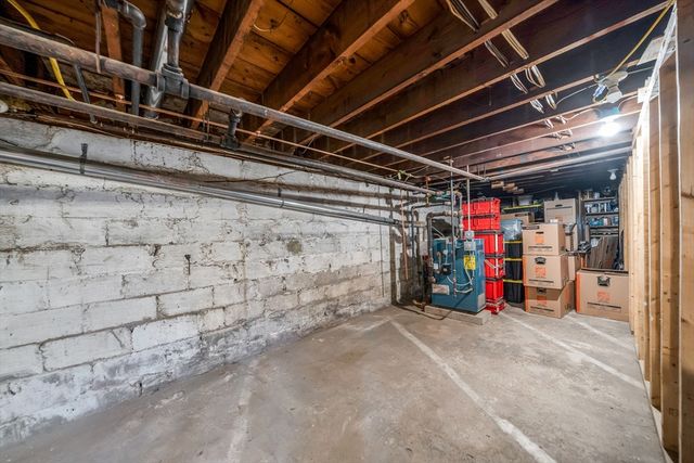 32 Eddy St. 1, Waltham, MA 02451