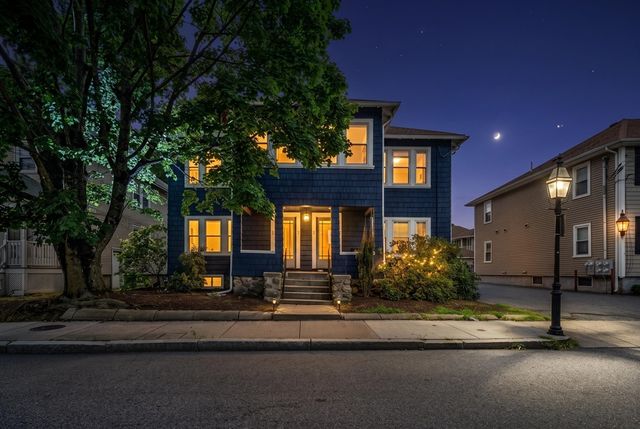 32 Eddy St. 1, Waltham, MA 02451