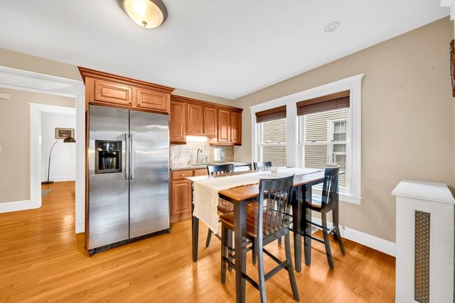 32 Eddy St. 1, Waltham, MA 02451