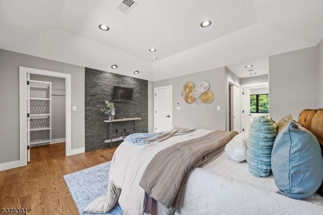 61 Pomona Ave, Fair Lawn Boro, NJ 07410