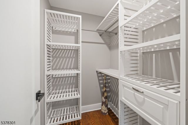 61 Pomona Ave, Fair Lawn Boro, NJ 07410