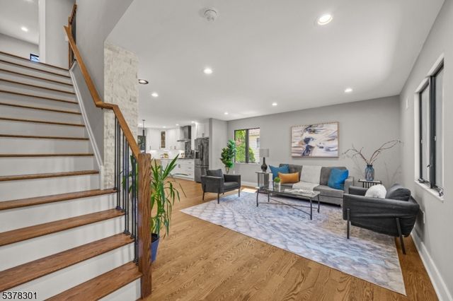 61 Pomona Ave, Fair Lawn Boro, NJ 07410