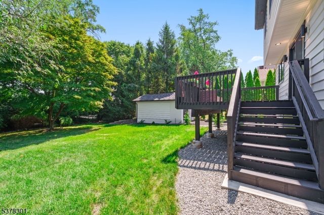 61 Pomona Ave, Fair Lawn Boro, NJ 07410