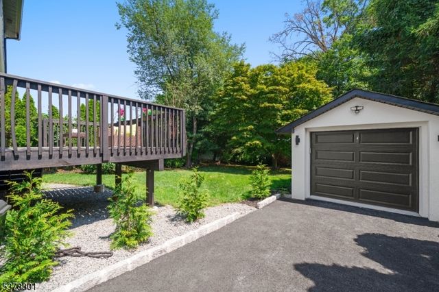 61 Pomona Ave, Fair Lawn Boro, NJ 07410