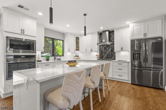 61 Pomona Ave, Fair Lawn Boro, NJ 07410