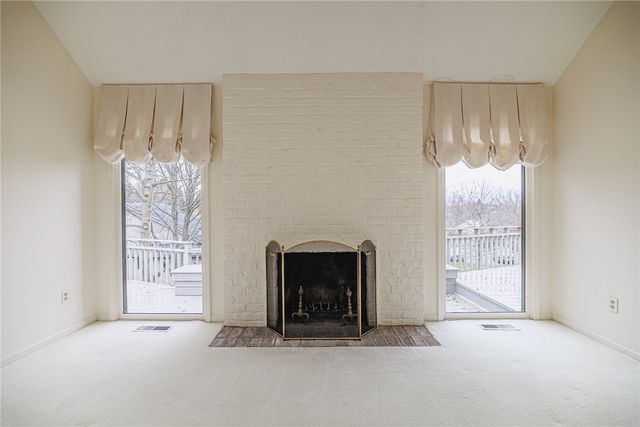 6 Masters Cove, Pittsford, NY 14534