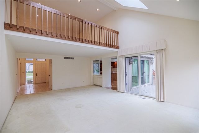 6 Masters Cove, Pittsford, NY 14534