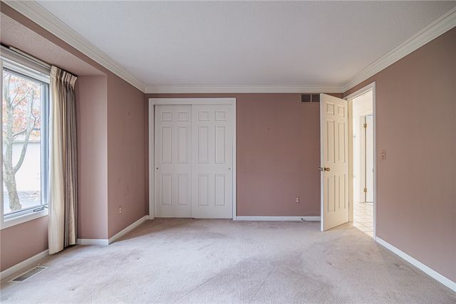 6 Masters Cove, Pittsford, NY 14534