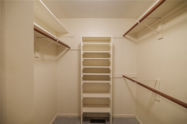 6 Masters Cove, Pittsford, NY 14534