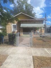 526 Muncey, San Antonio, TX 78202