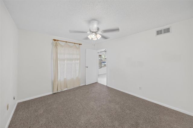 2750 Holly Hall Street 1706, Houston, TX 77054