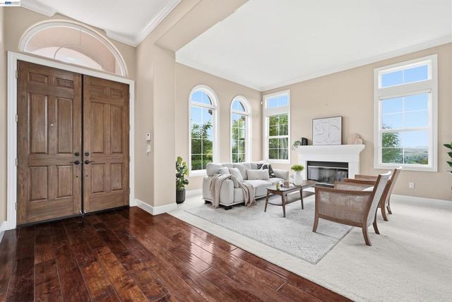 1 Circle E Ranch Pl, San Ramon, CA 94583