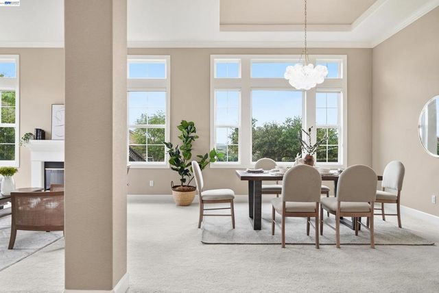 1 Circle E Ranch Pl, San Ramon, CA 94583