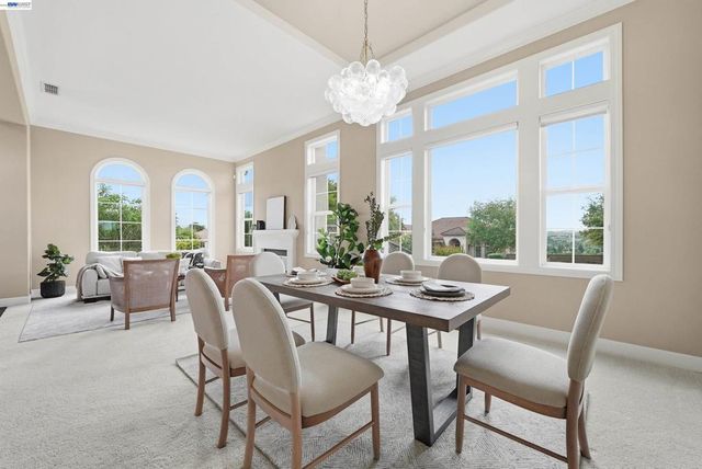 1 Circle E Ranch Pl, San Ramon, CA 94583