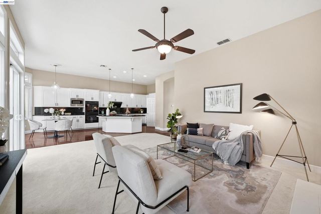 1 Circle E Ranch Pl, San Ramon, CA 94583