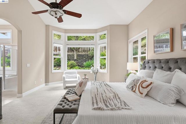 1 Circle E Ranch Pl, San Ramon, CA 94583