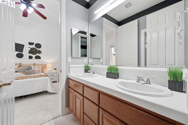 1 Circle E Ranch Pl, San Ramon, CA 94583