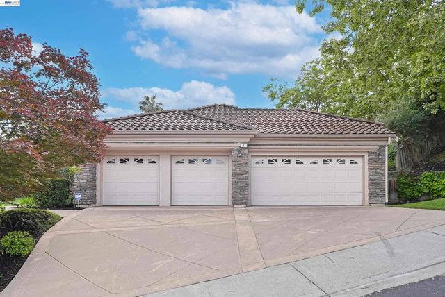 1 Circle E Ranch Pl, San Ramon, CA 94583