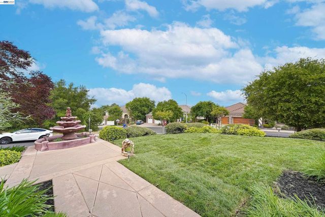 1 Circle E Ranch Pl, San Ramon, CA 94583