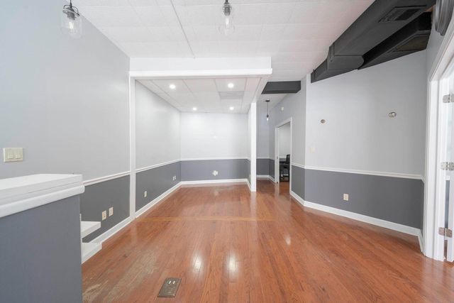 7 N Court Street, Crown Point, IN 46307