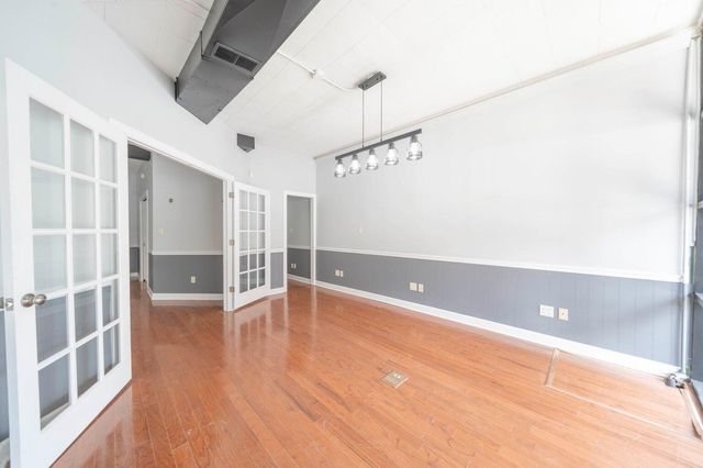 7 N Court Street, Crown Point, IN 46307