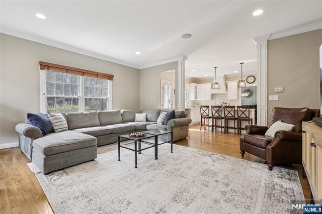 191 Hillside Avenue, Wyckoff, NJ 07481