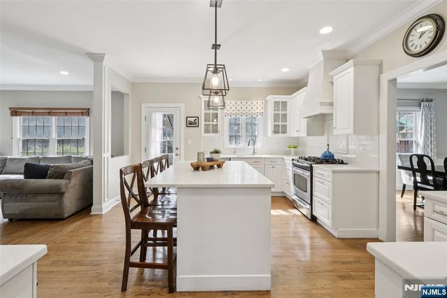 191 Hillside Avenue, Wyckoff, NJ 07481