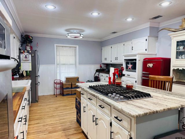 431 CR 2715, Mt Pleasant, TX 75455