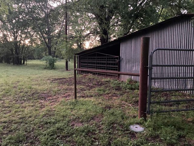 431 CR 2715, Mt Pleasant, TX 75455