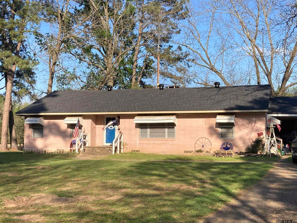 431 CR 2715, Mt Pleasant, TX 75455