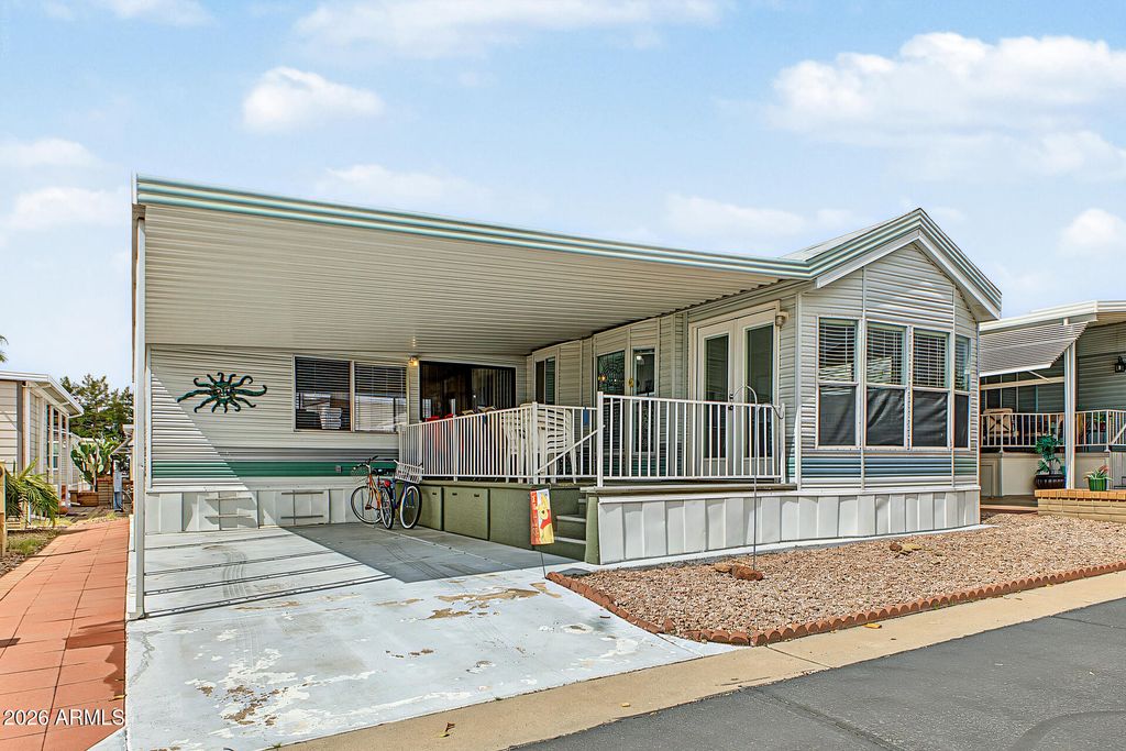111 S GREENFIELD Road 418, Mesa, AZ 85206 — photo 2