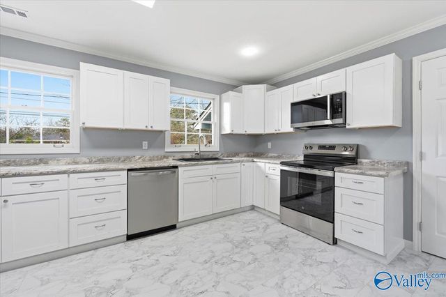 1717 Sebring Street NW, Huntsville, AL 35816