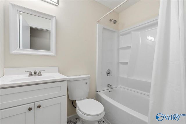 1717 Sebring Street NW, Huntsville, AL 35816