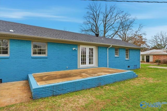 1717 Sebring Street NW, Huntsville, AL 35816