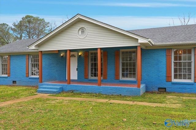 1717 Sebring Street NW, Huntsville, AL 35816