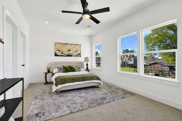 2511 Garapan Street, Houston, TX 77091