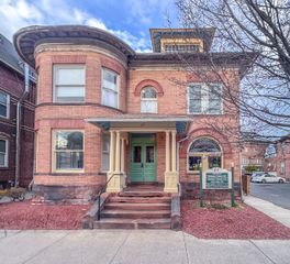63 Trumbull Street, New Haven, CT 06510