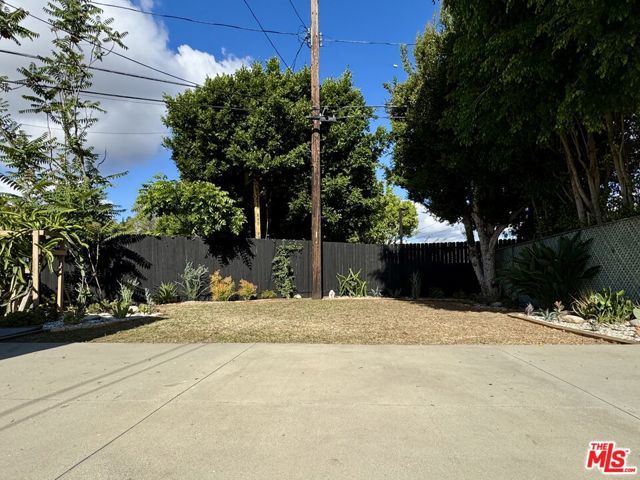 229 Newland Street, Los Angeles, CA 90042