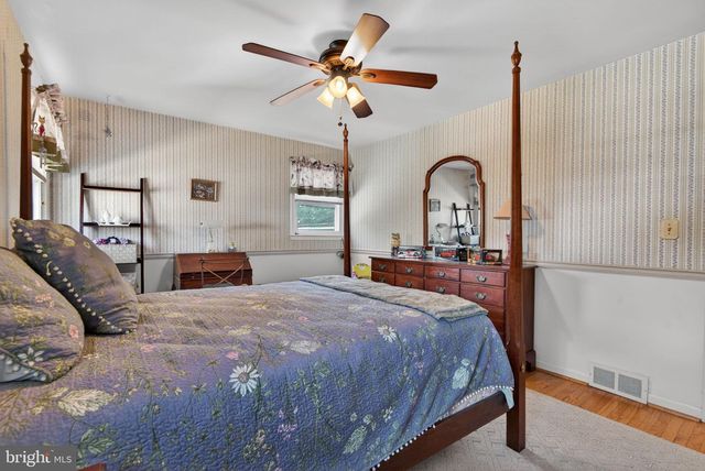 717 MAPLEWOOD AVE, Lancaster, PA 17601