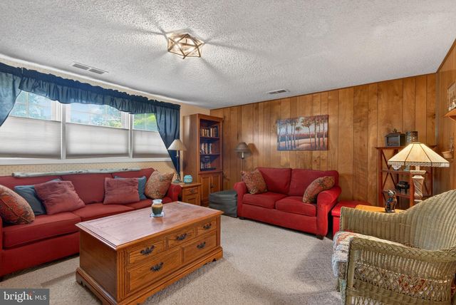 717 MAPLEWOOD AVE, Lancaster, PA 17601