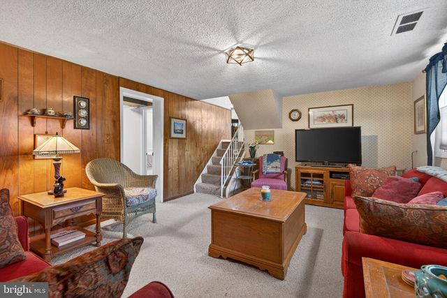 717 MAPLEWOOD AVE, Lancaster, PA 17601