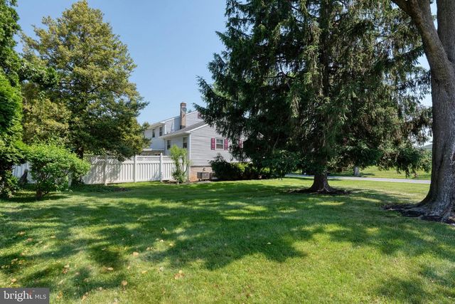 717 MAPLEWOOD AVE, Lancaster, PA 17601