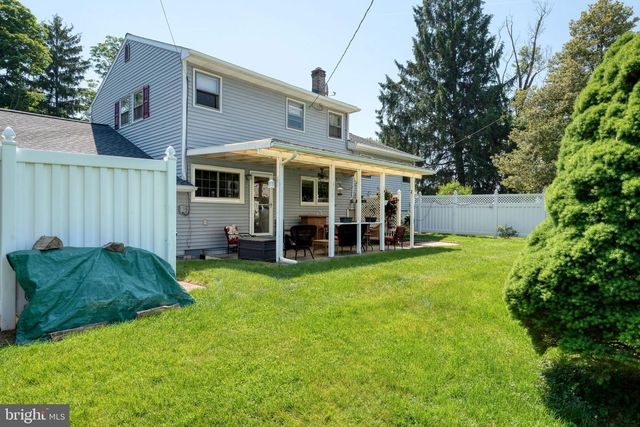 717 MAPLEWOOD AVE, Lancaster, PA 17601