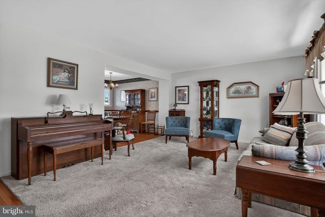 717 MAPLEWOOD AVE, Lancaster, PA 17601