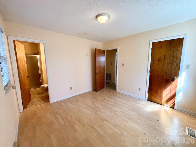 2335 Greater Druid Hills Boulevard, Hendersonville, NC 28791