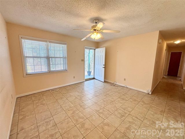 2335 Greater Druid Hills Boulevard, Hendersonville, NC 28791