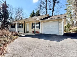 2335 Greater Druid Hills Boulevard, Hendersonville, NC 28791