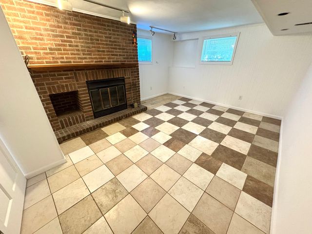 1008 Adams Court, Carpentersville, IL 60110