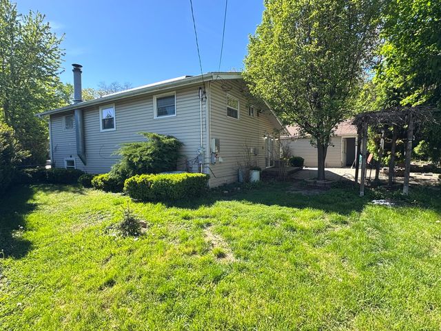 1008 Adams Court, Carpentersville, IL 60110