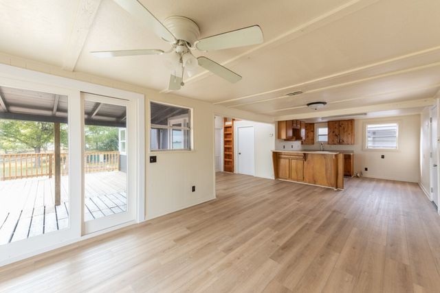 102 White Point Trai, Sandia, TX 78383